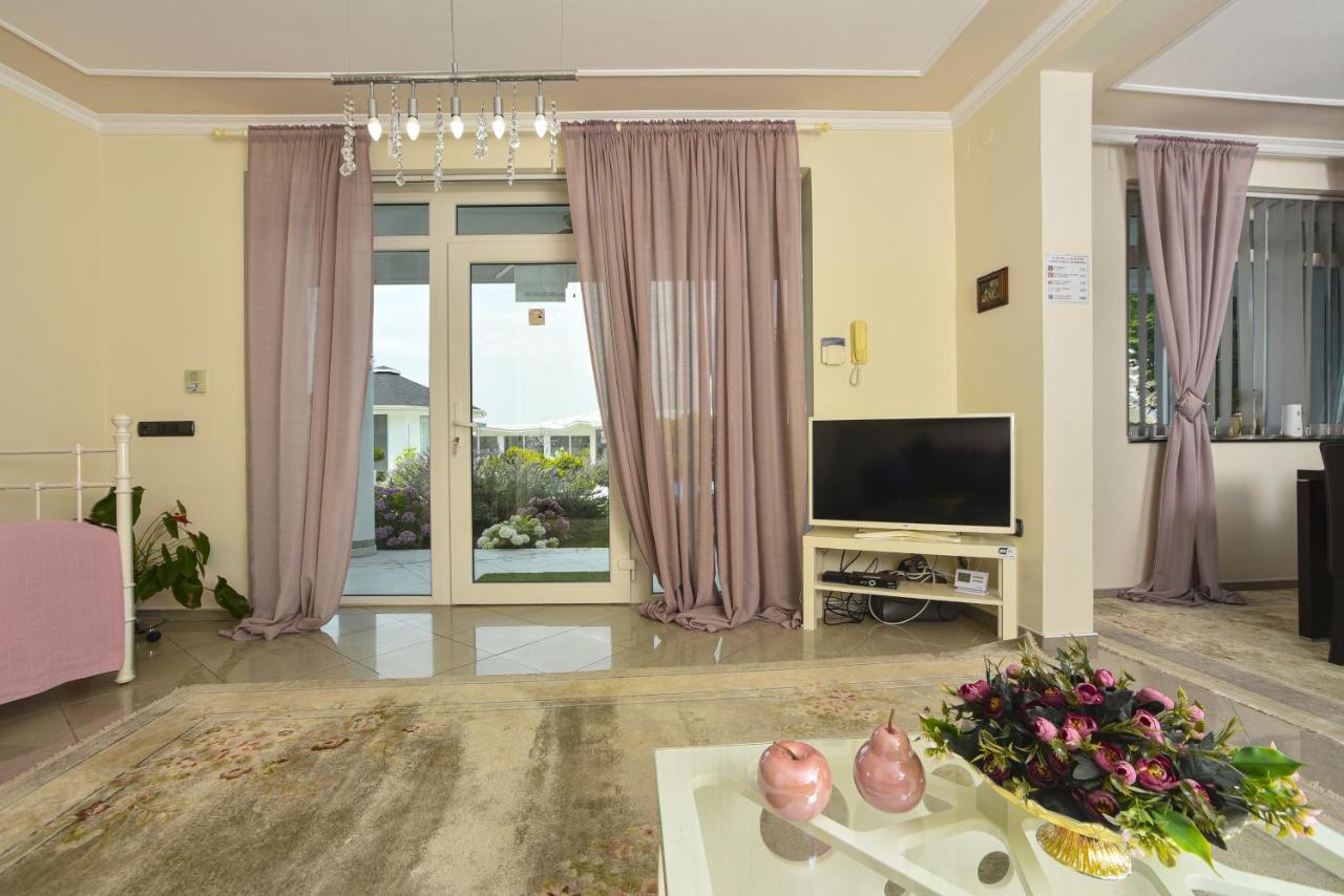 Apartments Villa Graf Smederevo Luaran gambar